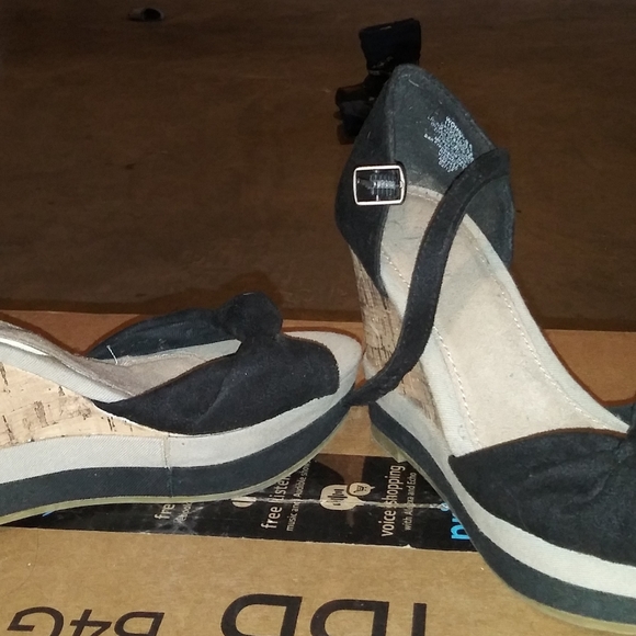 Wedges - Picture 5 of 5